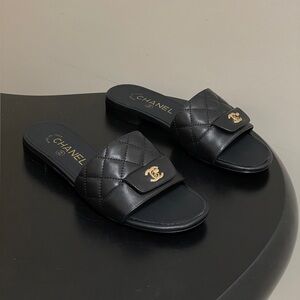 Chanel Black Quilted Calfskin Turn-Lock Slide Sandals